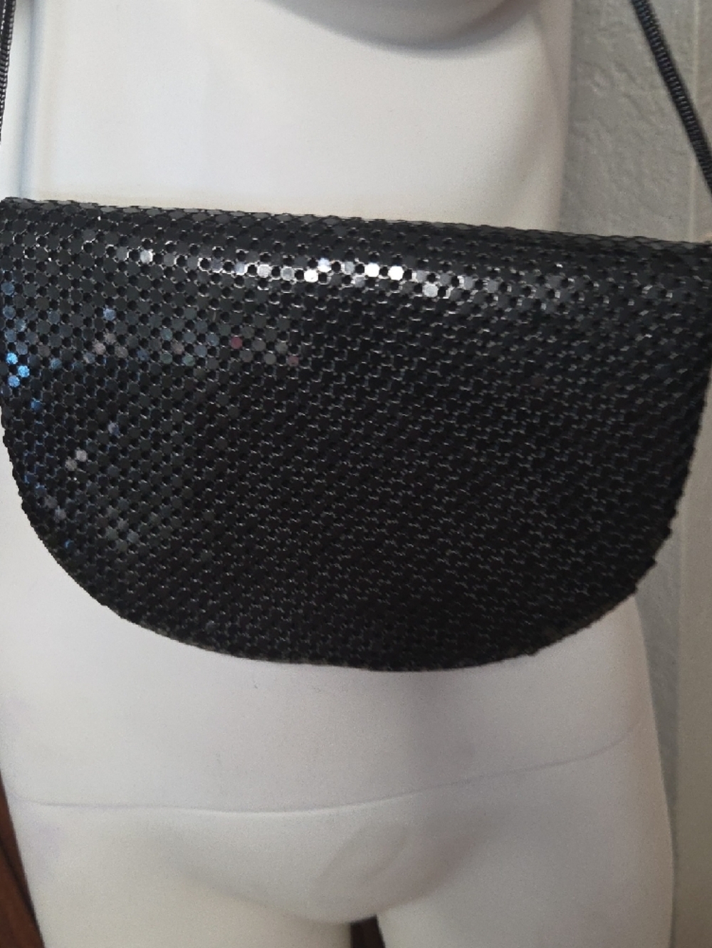 Vitage 1970/1980 Black Sequin Crossbody Bag with Gold Trim - Picture 4 of 5